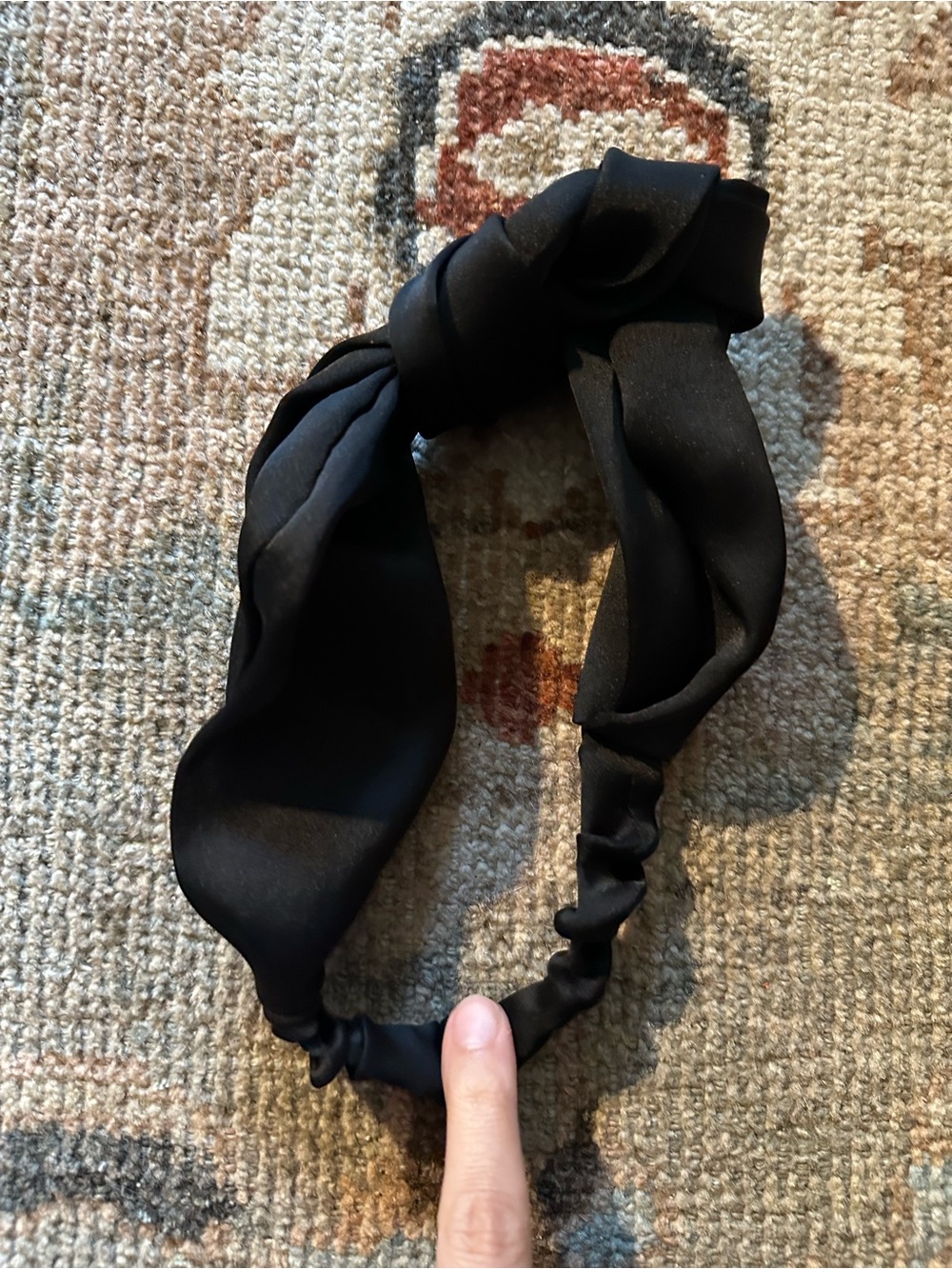 Black Knotted Fabric Headband - Women's Accessory - satin brand new